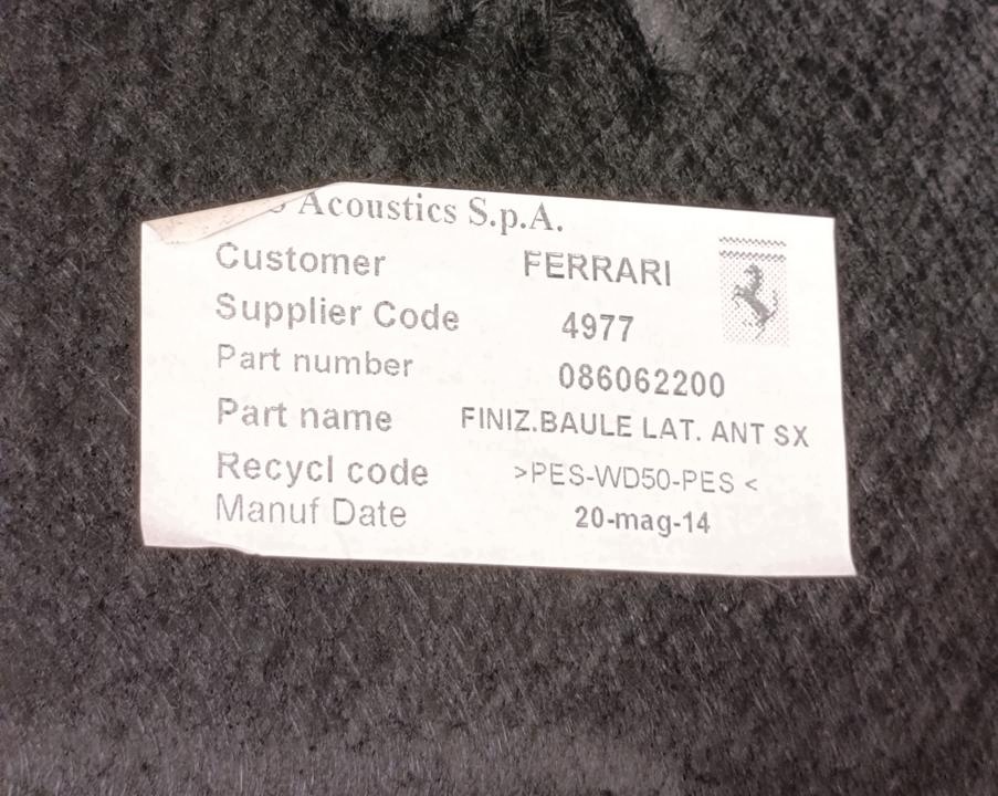 Ferrari California Verkleidung Kofferraum Links image 6