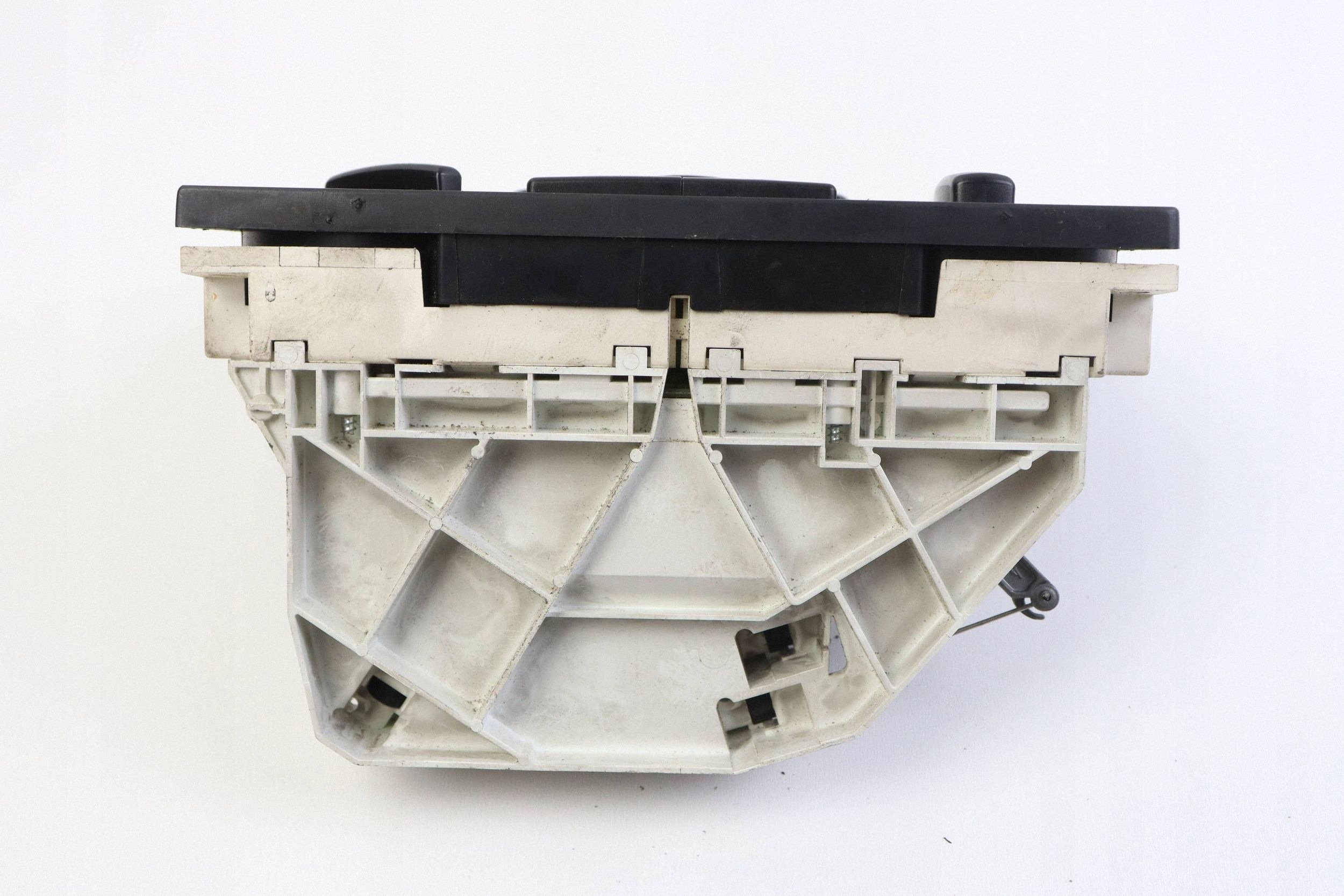 Panneau de ventilation VW T4 7D1820045E image 7