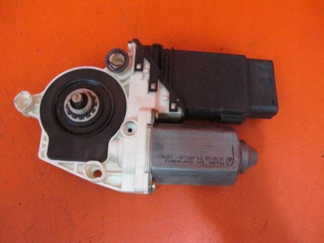 Motor elevalunas delantero VW OE 1J2959802C image 3