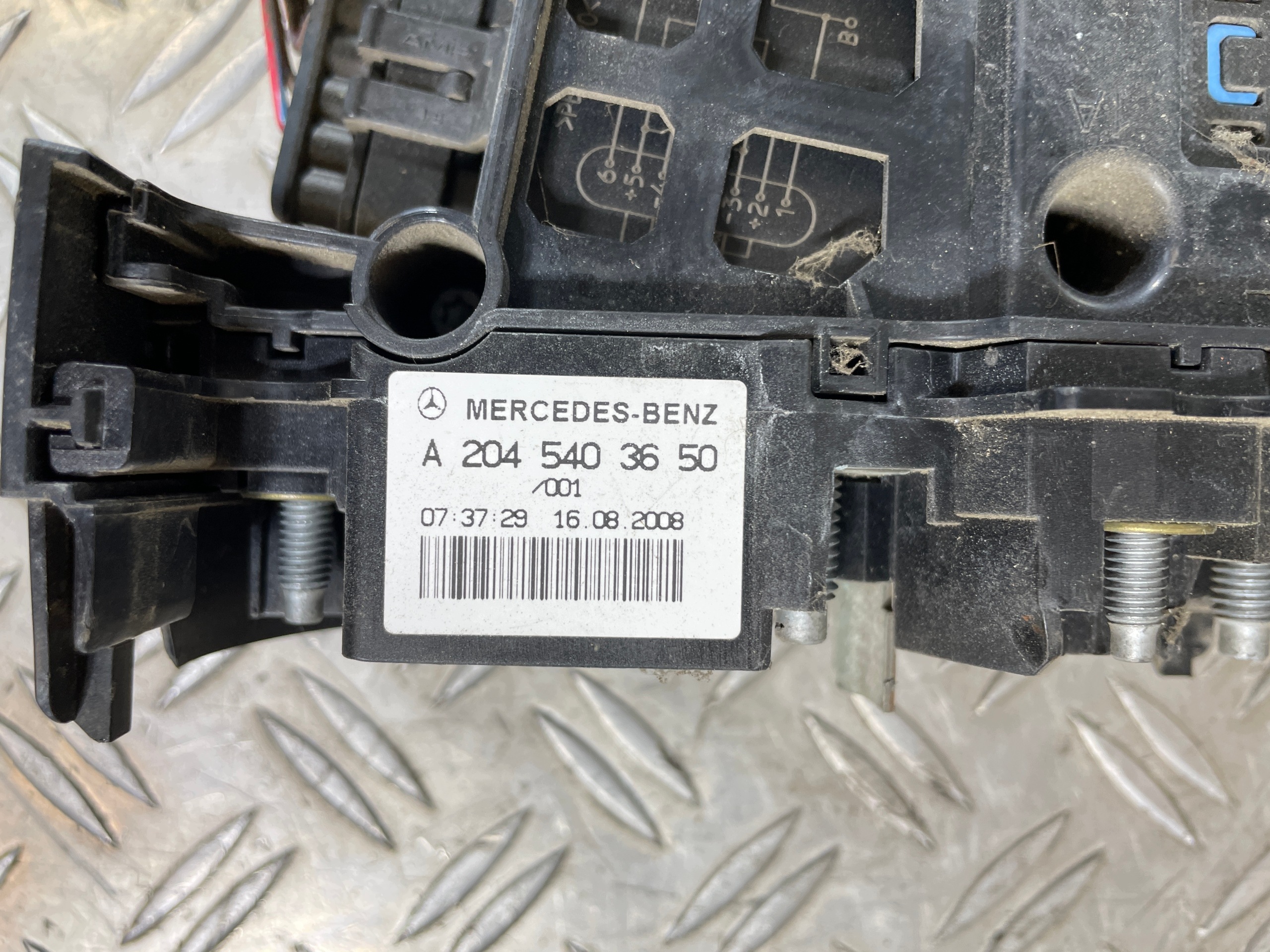 Mercedes W204 07- akunapostoli A2045403650