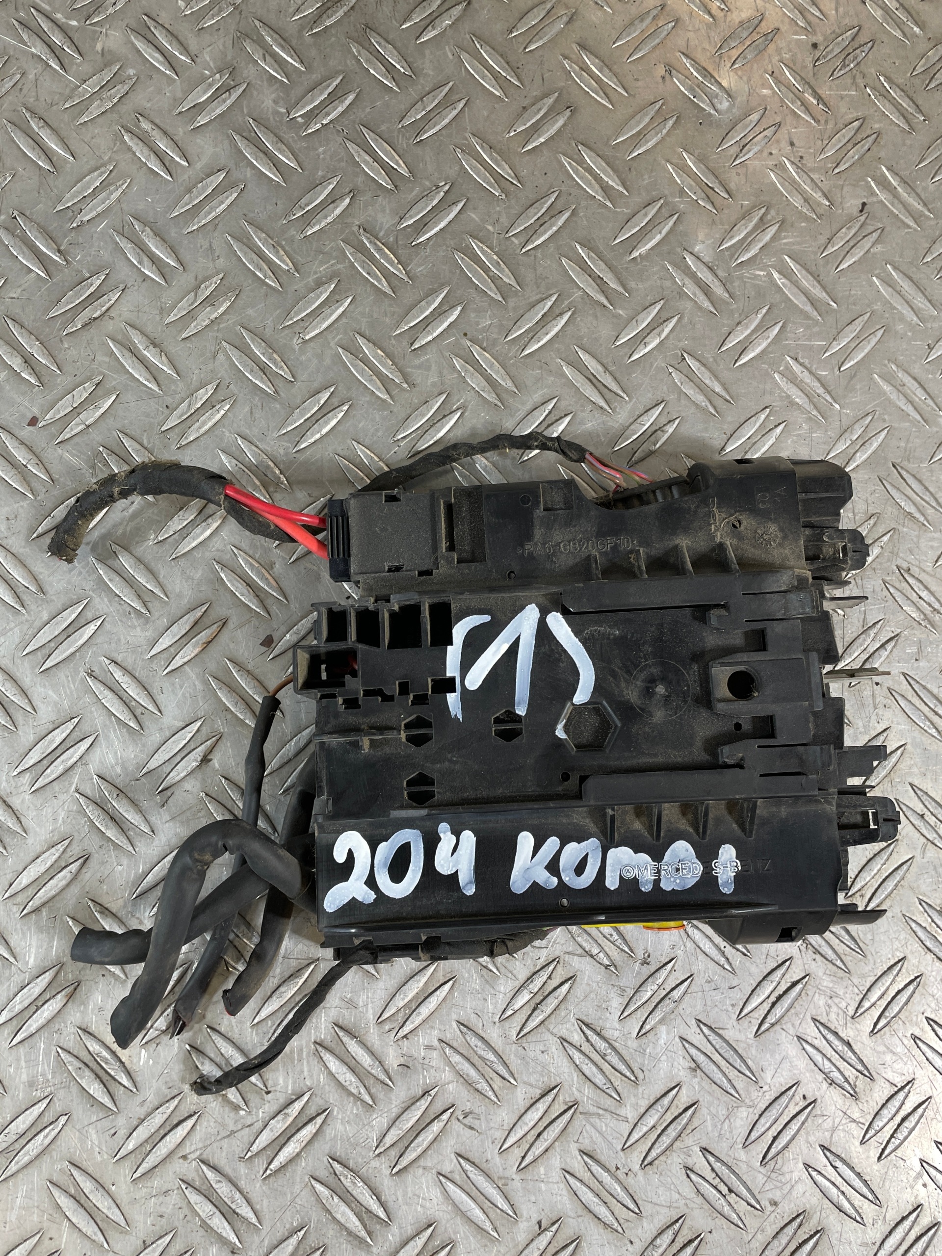 Mercedes W204 07- Klema Plusowa A2045403650 image 3