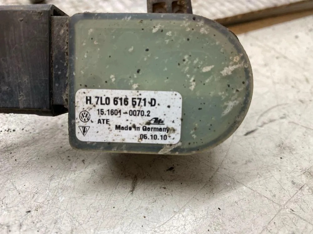 Left Headlight Level Sensor Audi Q7 4L 15160100702 image 6