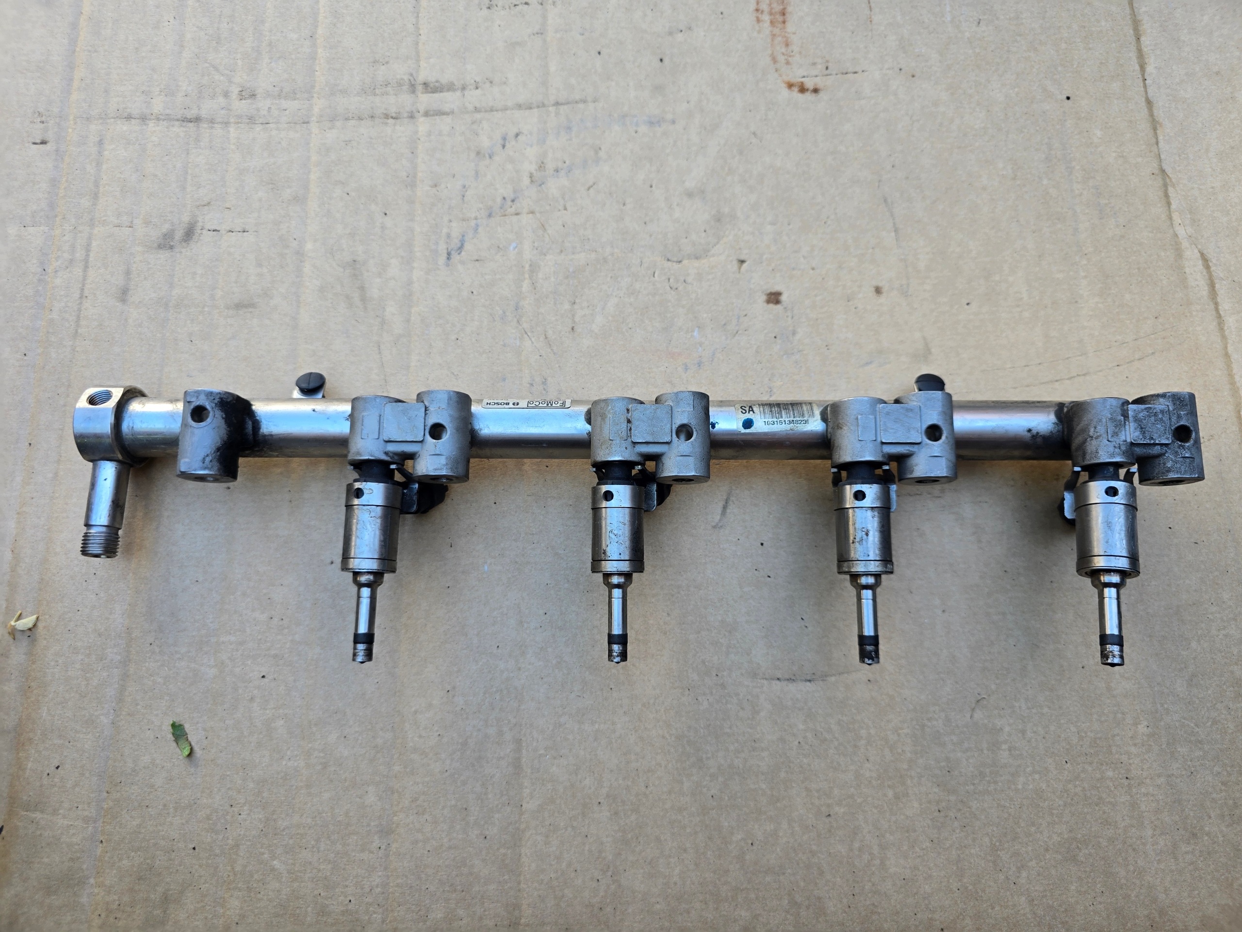Rampes d'injecteurs Volvo Ford 2.0 Ecoboost image 2
