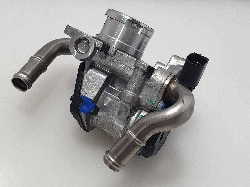 VW Passat B8 EGR-ventil 2.0TDI 72147559D image 3