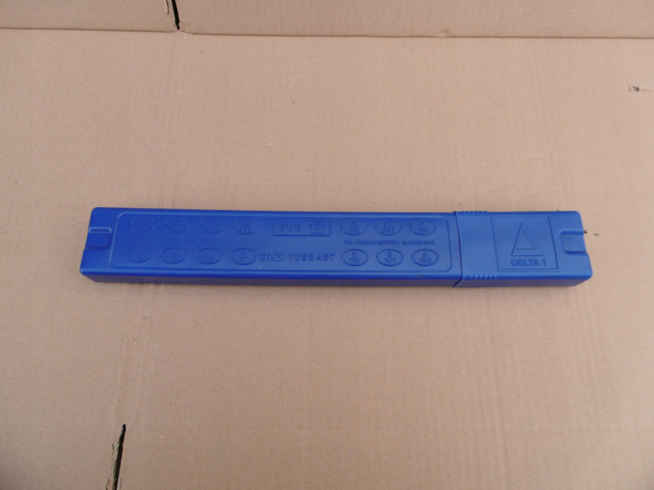 Triangle de signalisation BMW E46 E60 E39 E90 E87 F10 1095457 image 2
