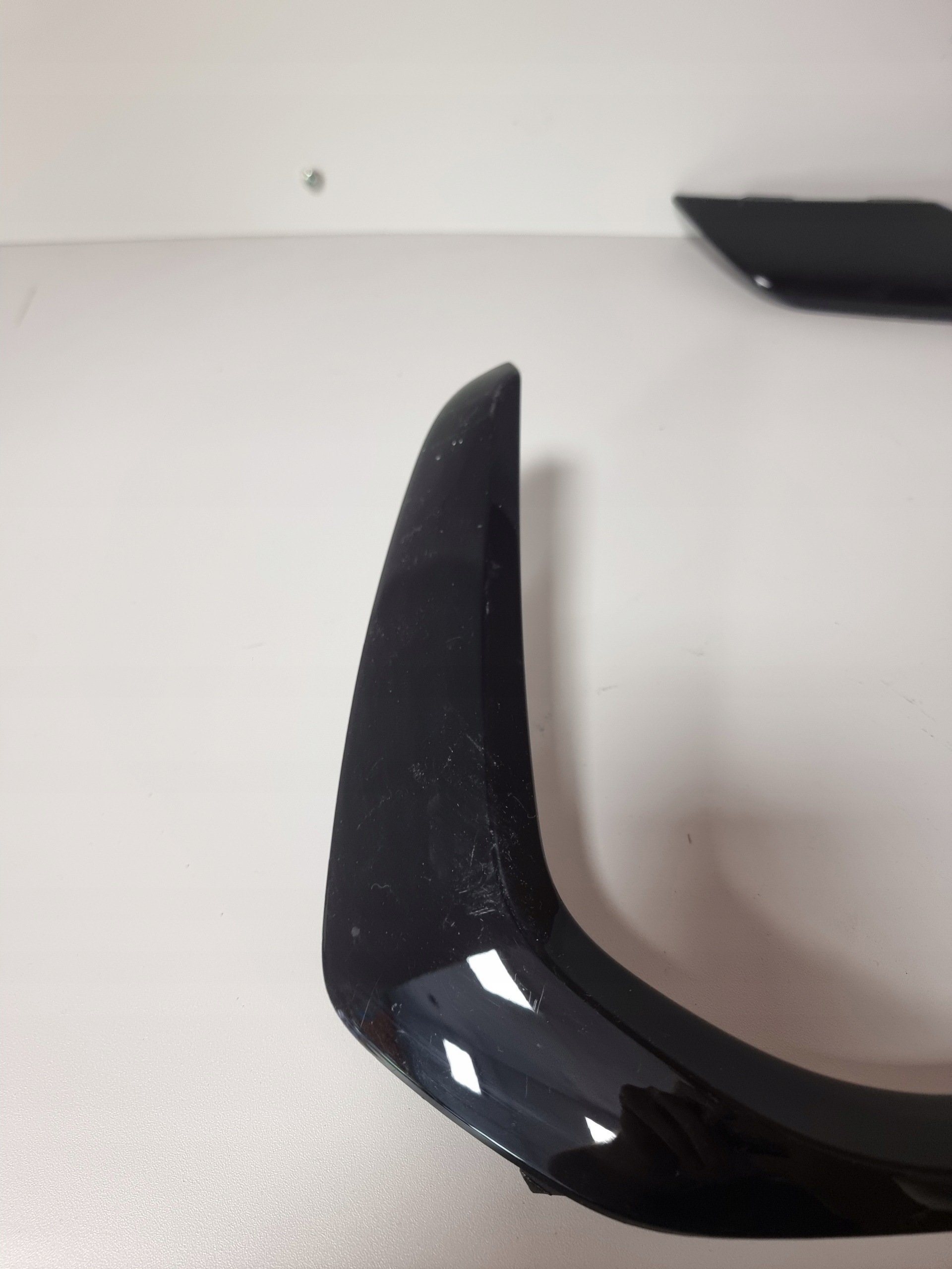 Audi S8 D5 Front Bumper Trim 4N0853321F image 4