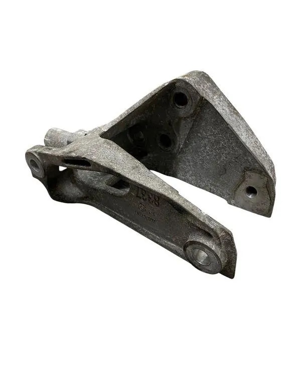 Engine Mount Left Chevrolet Captiva 2.2D 120kW X00767B image 3