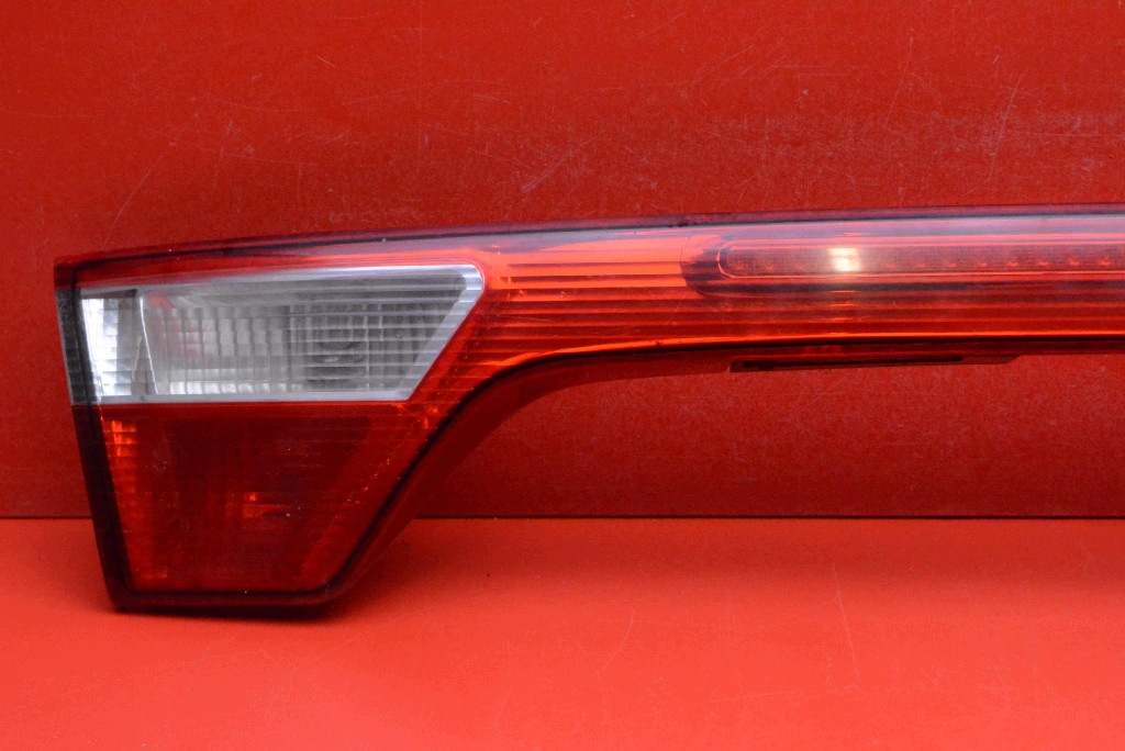Seat Toledo II takaluukku 1M5945107B käytetty