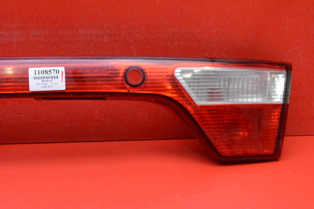 Blende Klappe hinten 1M5945107B Seat Toledo II 99-06 image 3