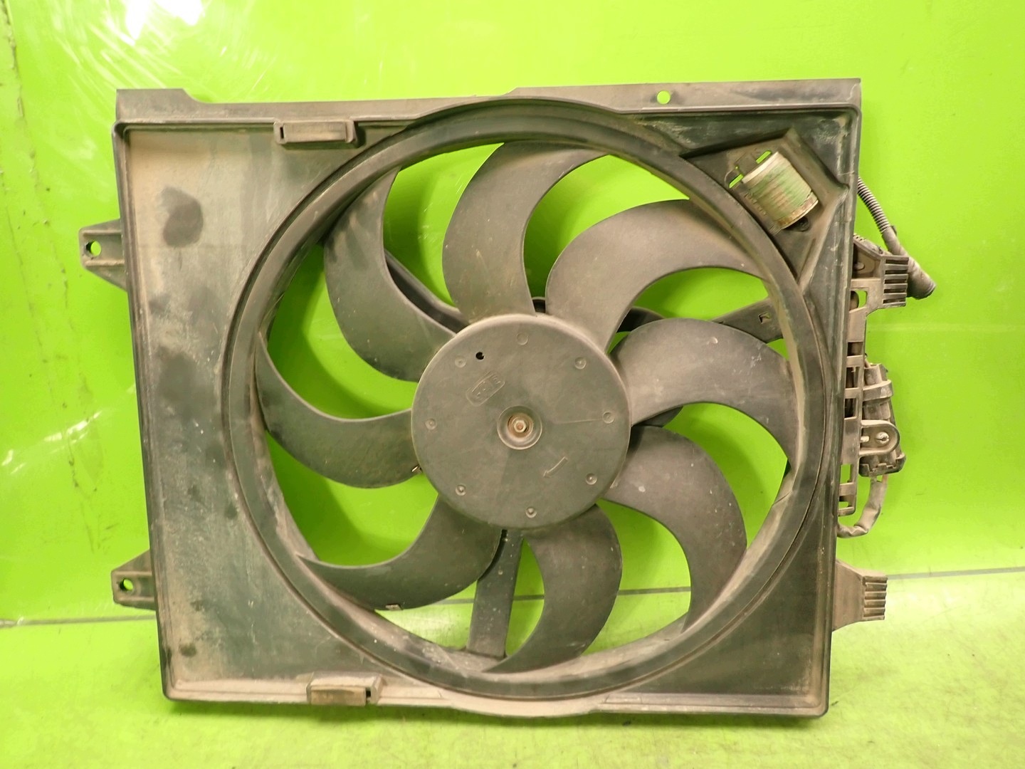 Ventilateur de radiateur FIAT 500 II 08r 51789529