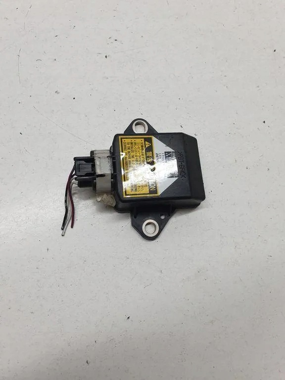 Toyota RAV4 II ESP-Sensor Modul 89183-48010 image 2