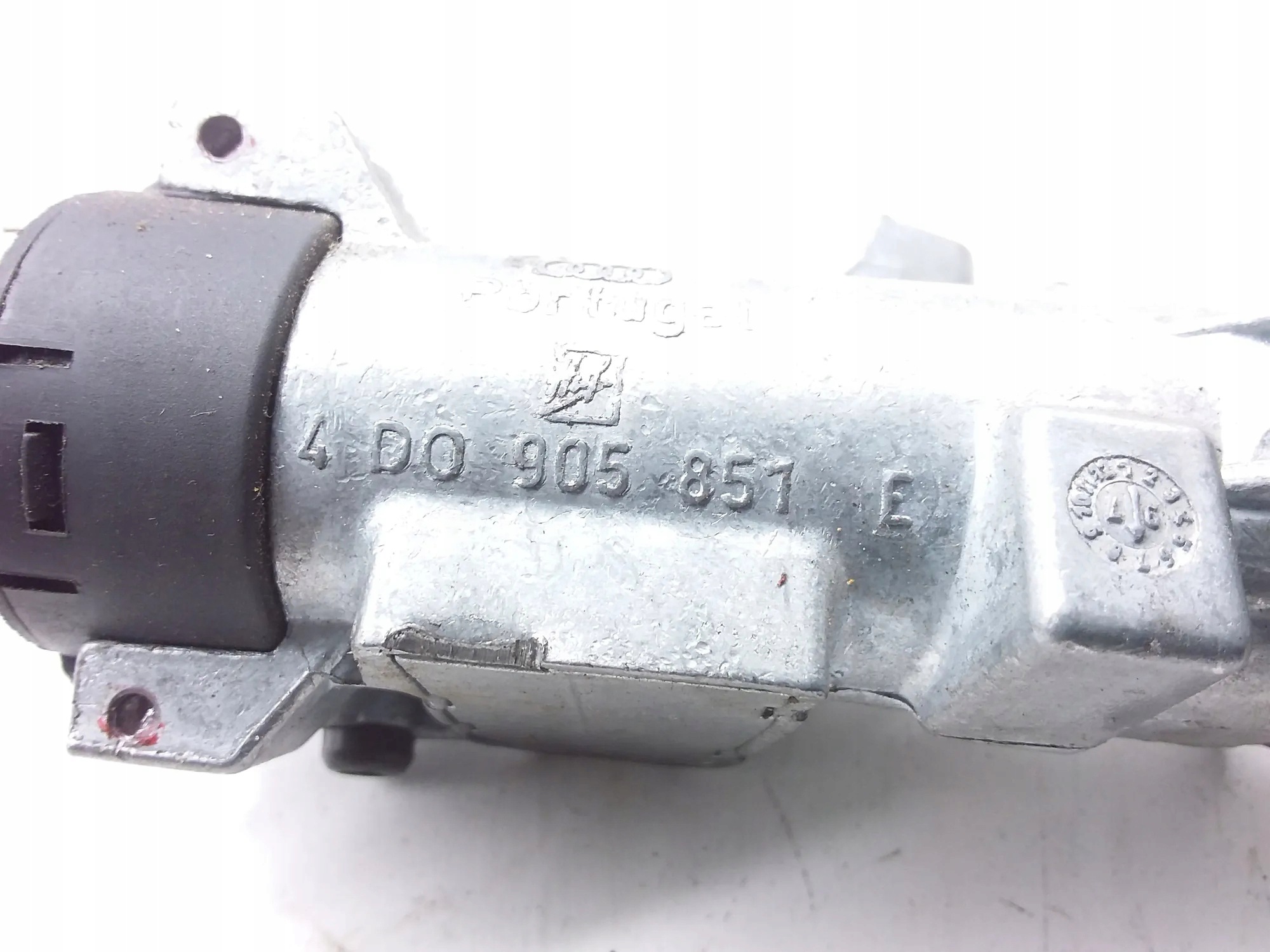 Ignition Switch VW Passat B5 4D0905851E Used image 4