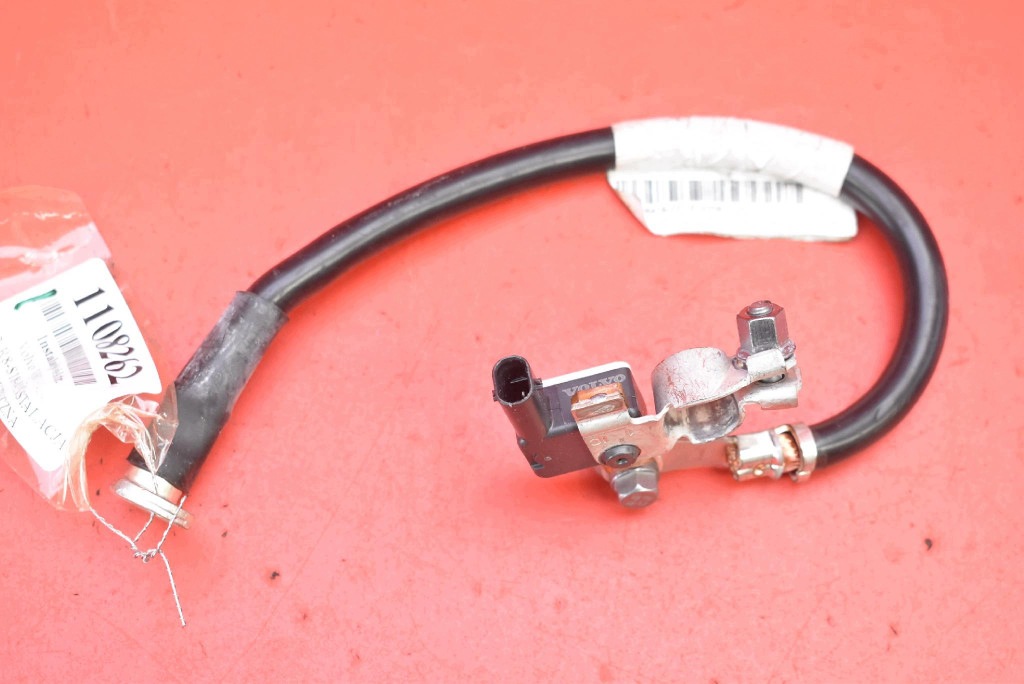 Minuspol Volvo V60 II 2.0 T5 250hk 23- image 2