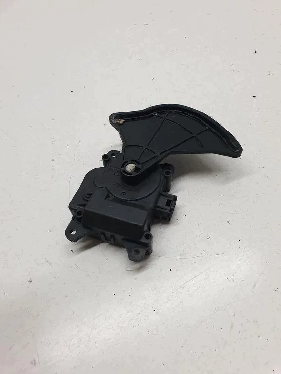 Motore flap collettore Toyota RAV4 II 2.0D 0637008201