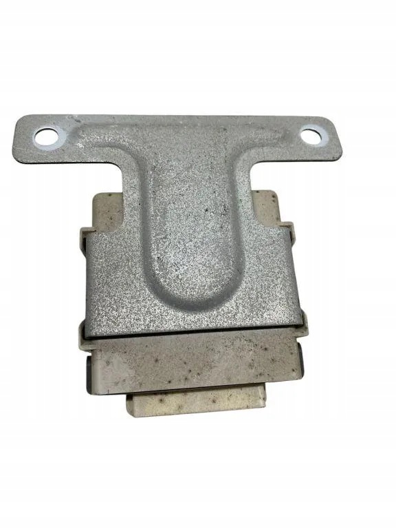 Valomoduuli Mitsubishi Pajero III 3.2D 129kW 8634A004