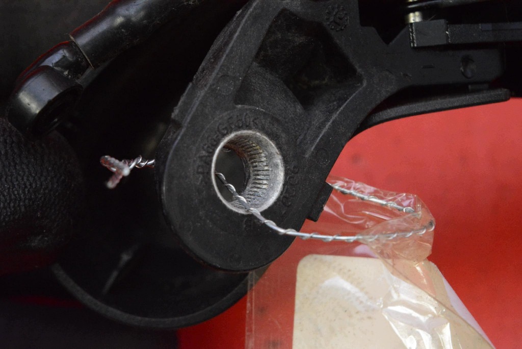 Wischerarm hinten Volvo V60 II 30747569 image 3