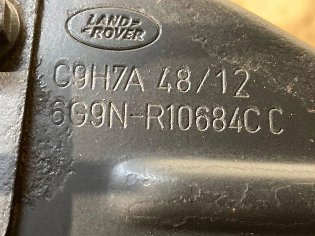 Trägerhalterung 6G9N-R10684-CC Land Rover Evoque L538 image 3