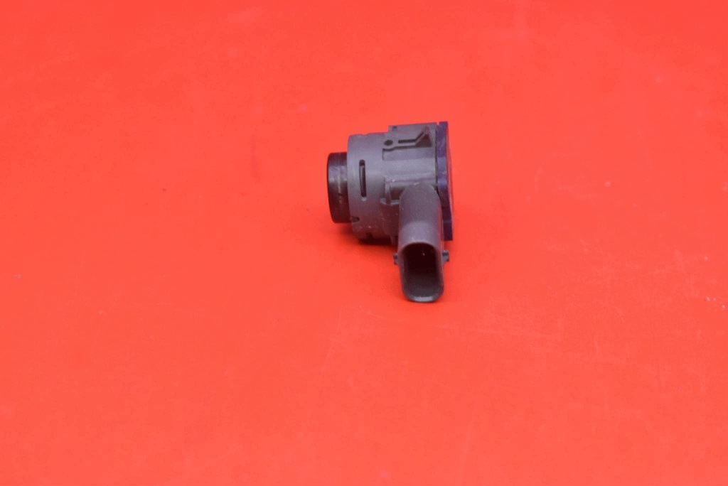 Etupysäköintitunnistin PDC Volvo V60 II 31680785