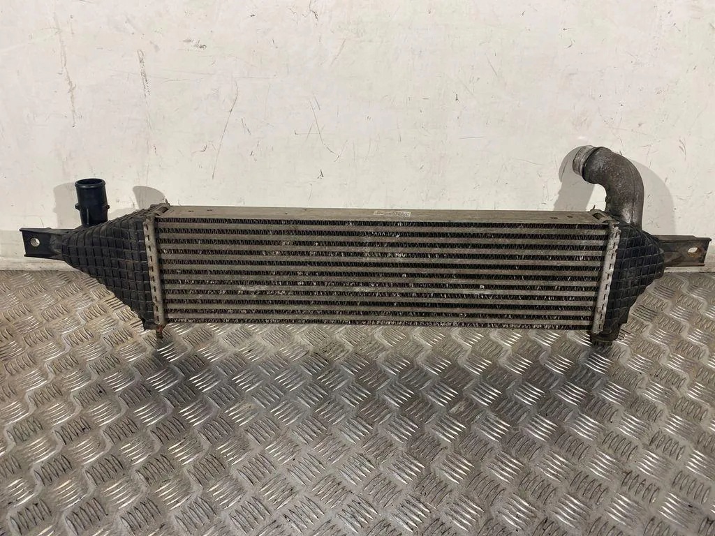 Nissan Qashqai+2 2013 Intercooler Y8396005 image 4
