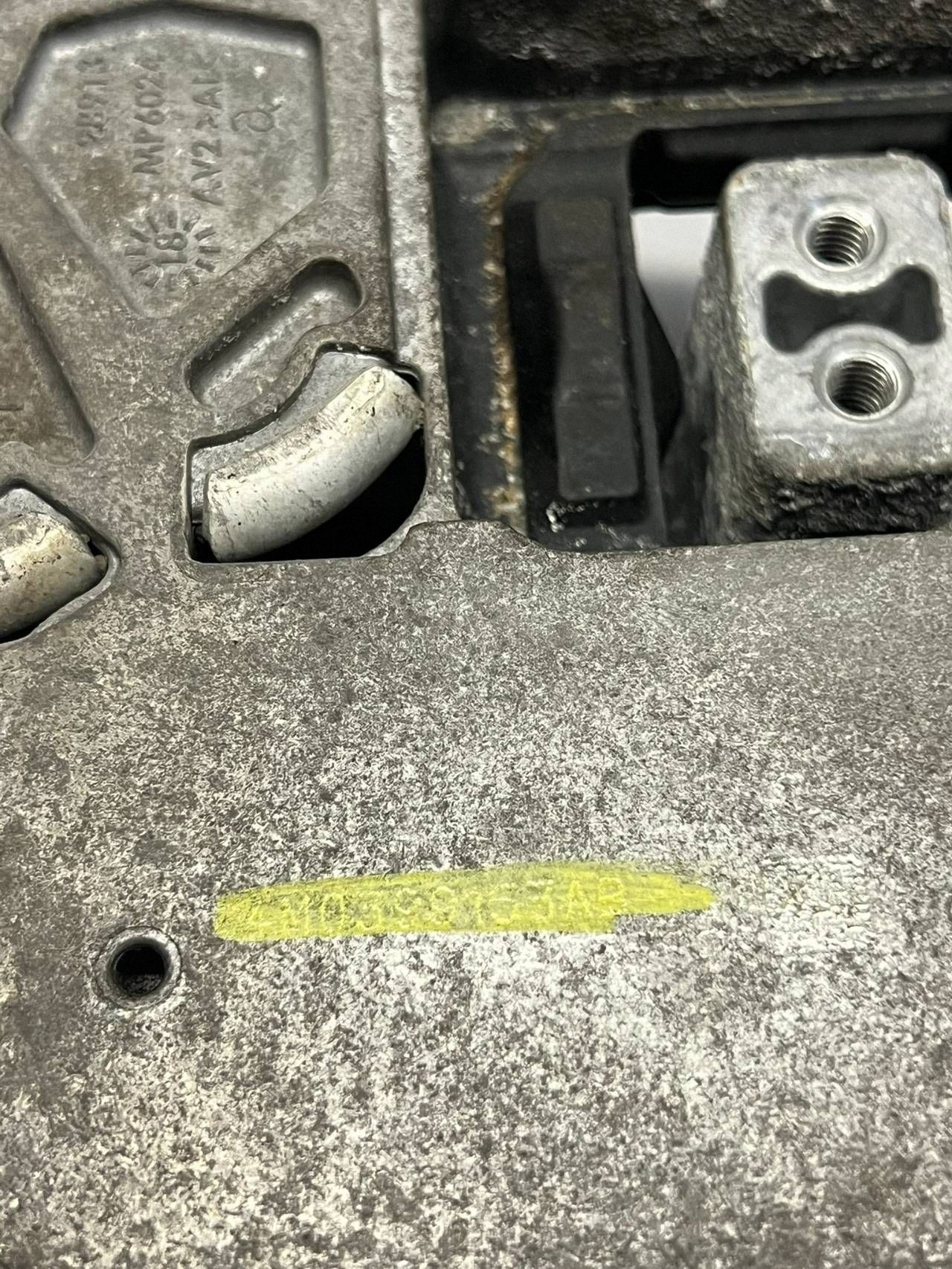 Soporte de transmisión Audi A6 S6 C8 4M0 399 153 image 6