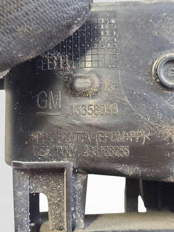 Tankklappe Opel Astra J Sports Tourer 1.7 Diesel OEM 13358933 image 3
