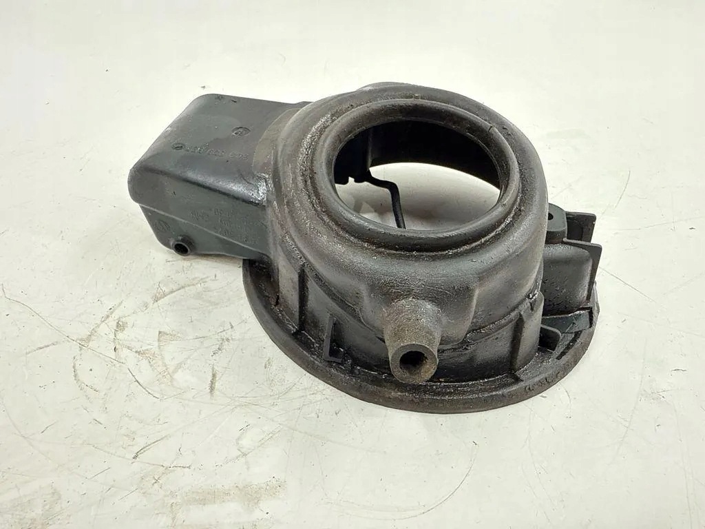 Trappe à carburant VW Passat Variant B6 3C9809857 image 5