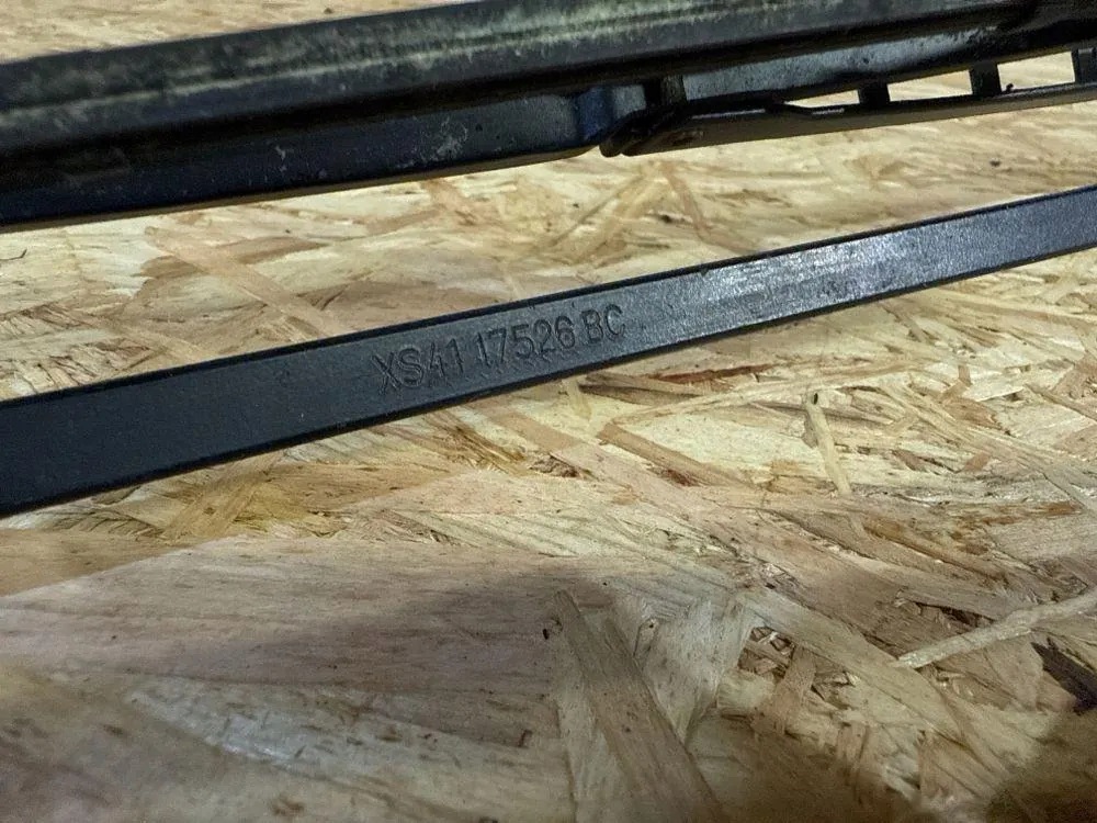 Torkararmar Fram Ford Focus Mk1 XS4117526BC image 10