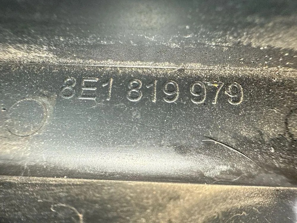 Cache micro-filtre air Audi A4 B6 8E1819979 image 6