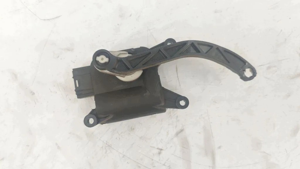 Ilmavirtausläpän moottori VW Passat B6 3C1907511A