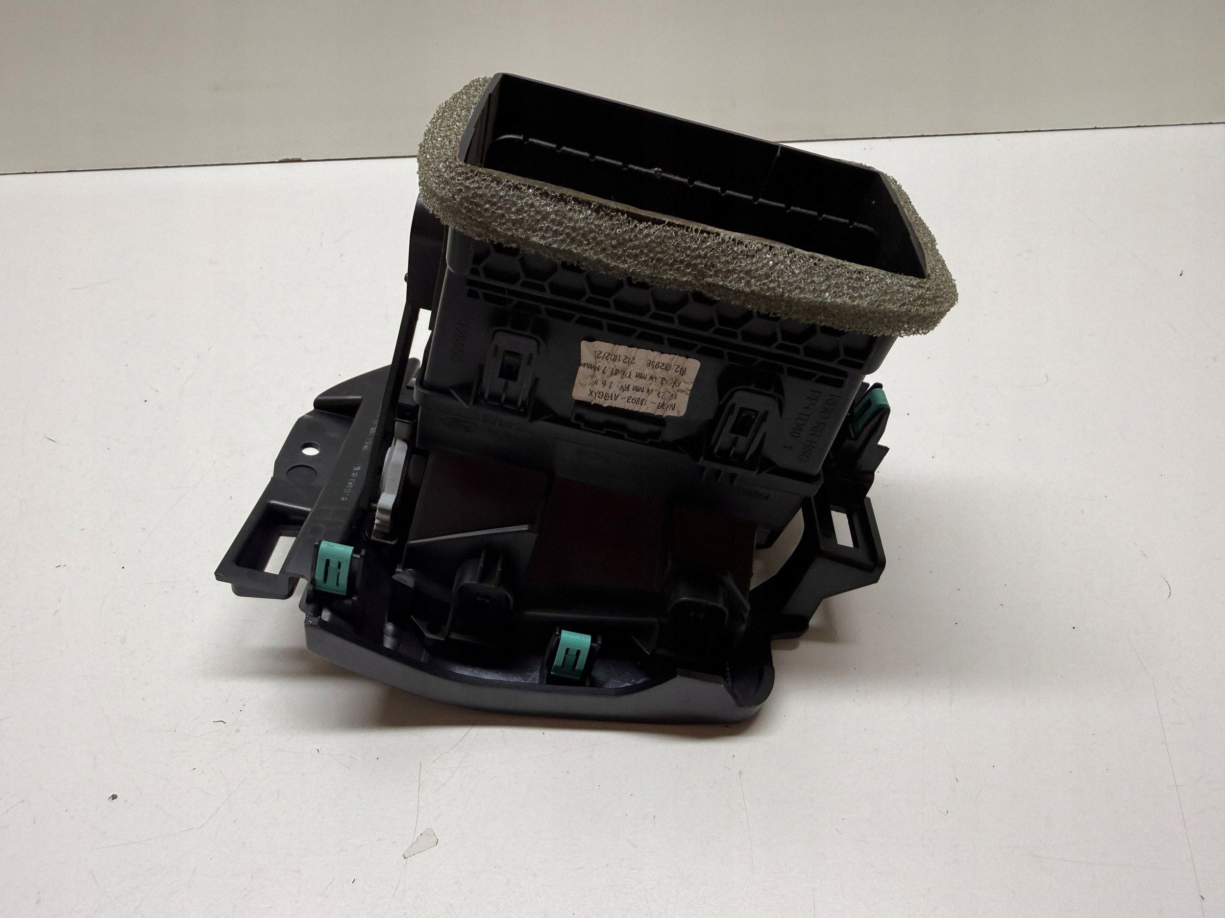 Rejilla de ventilación lateral Ford F150 ML3B19893 image 10