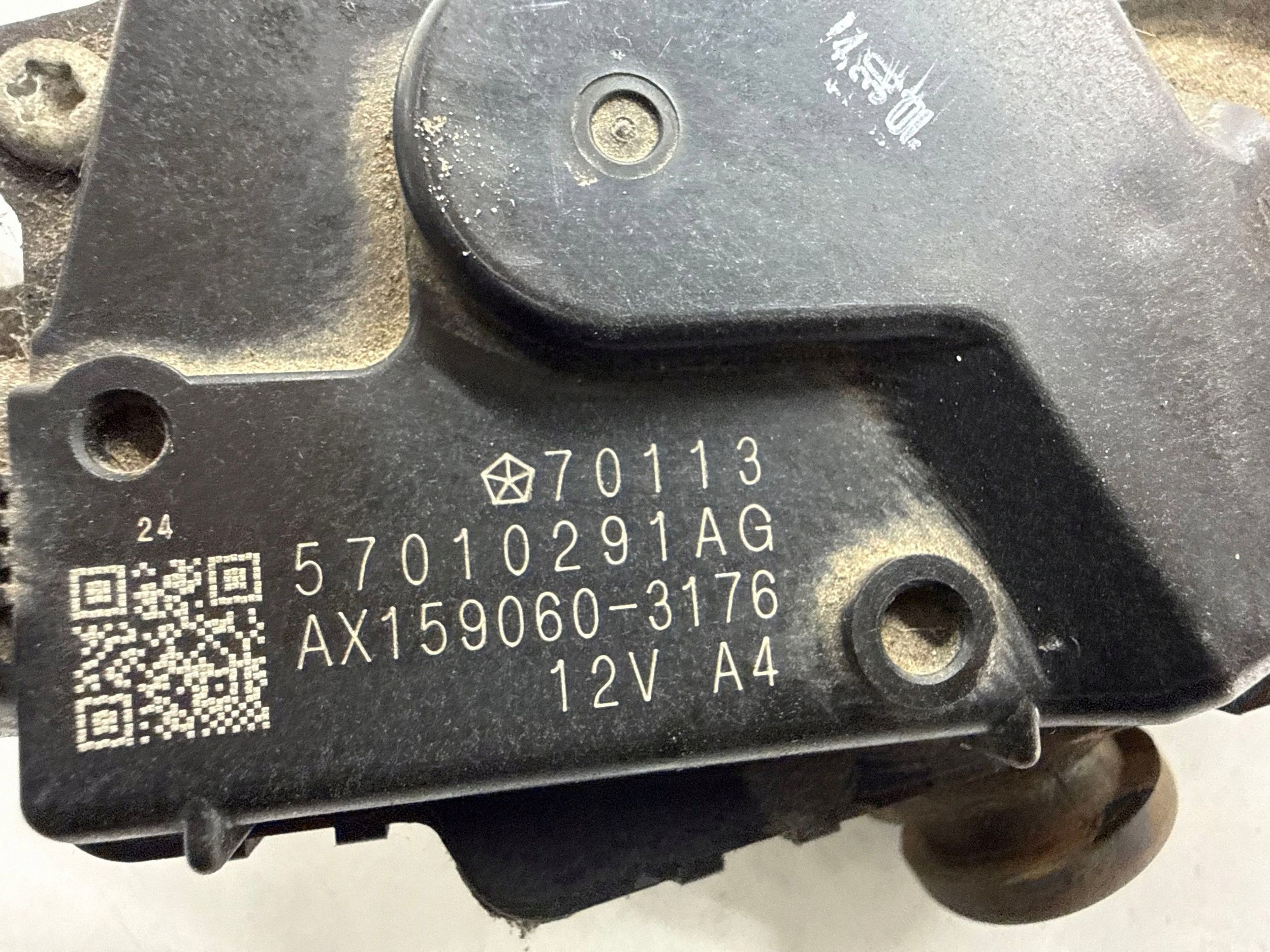 Dodge Charger 15 Wischermotor 57010291AG image 7