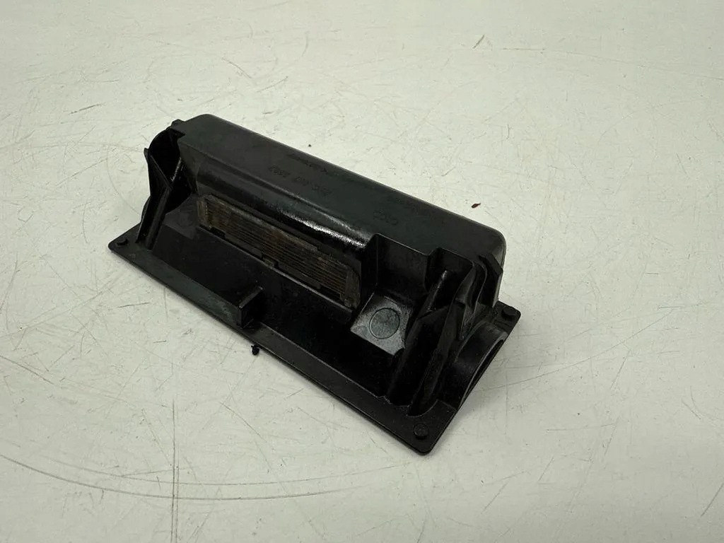 Cendrier Audi OE 8E0857989B (occasion) image 7