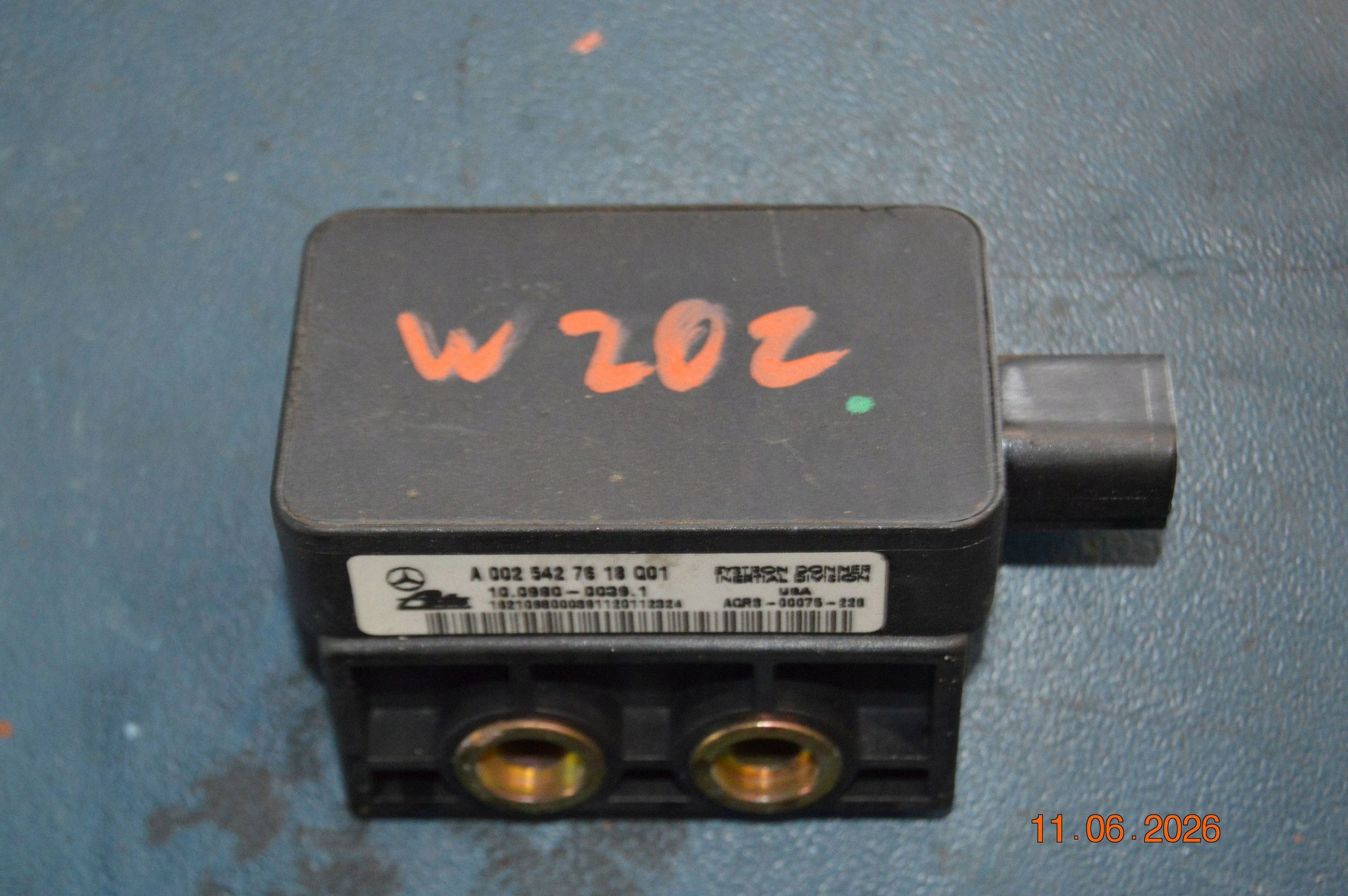 Relais Mercedes ML W163 A0025427618 image 2