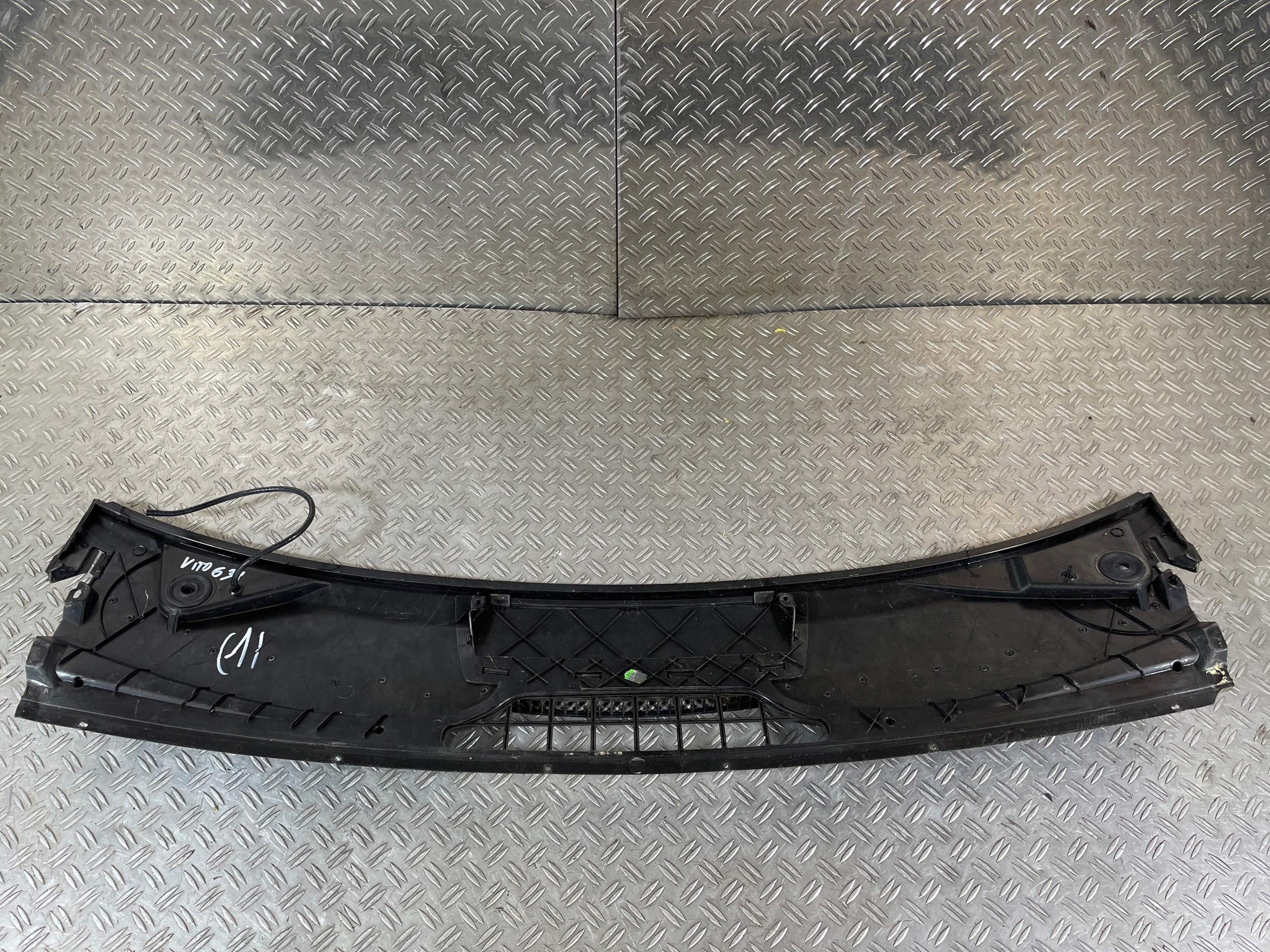 VITO 639 04- Dashboard Panel A6398840074 image 5