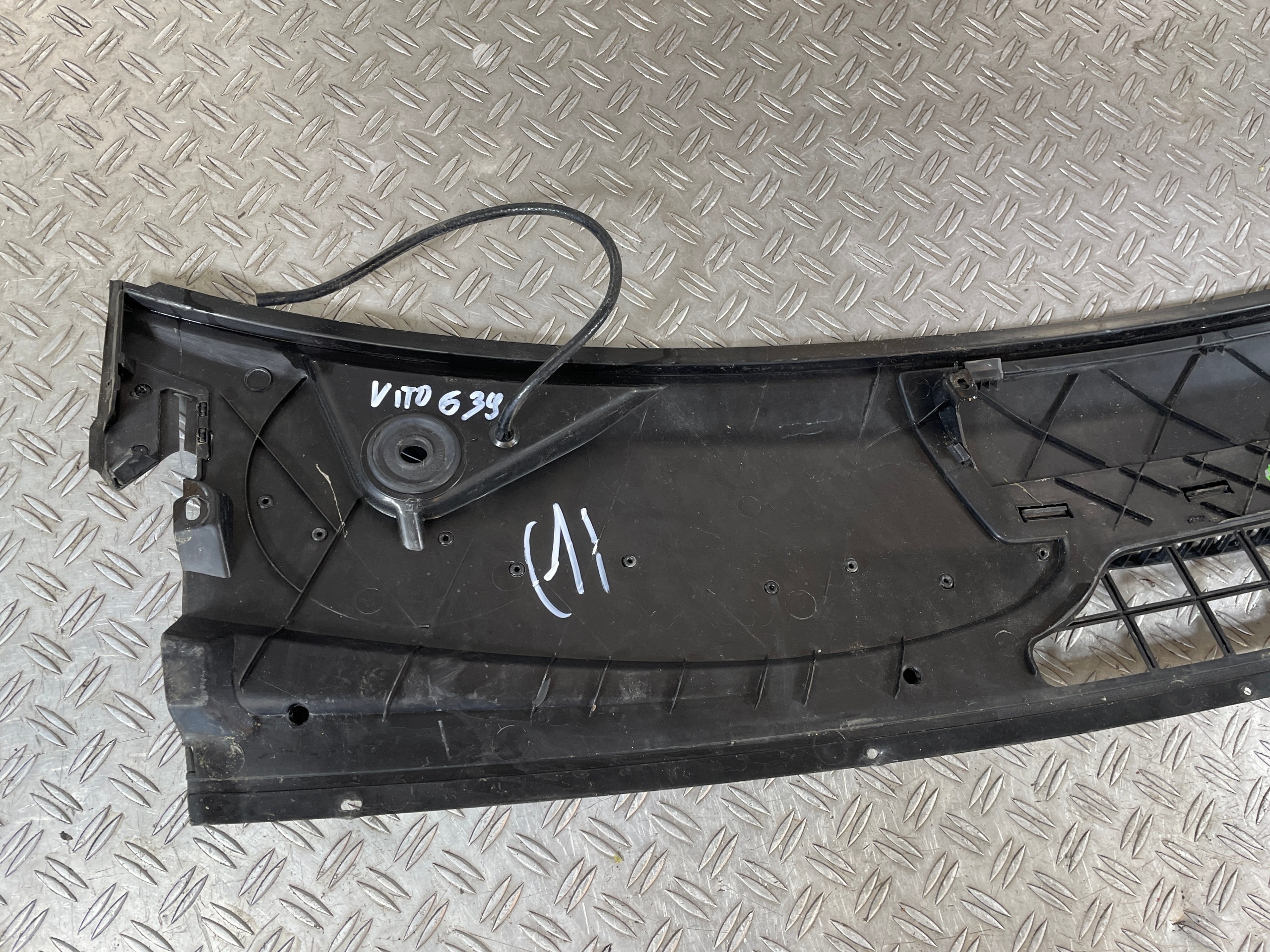 VITO 639 04- Dashboard Panel A6398840074 image 7