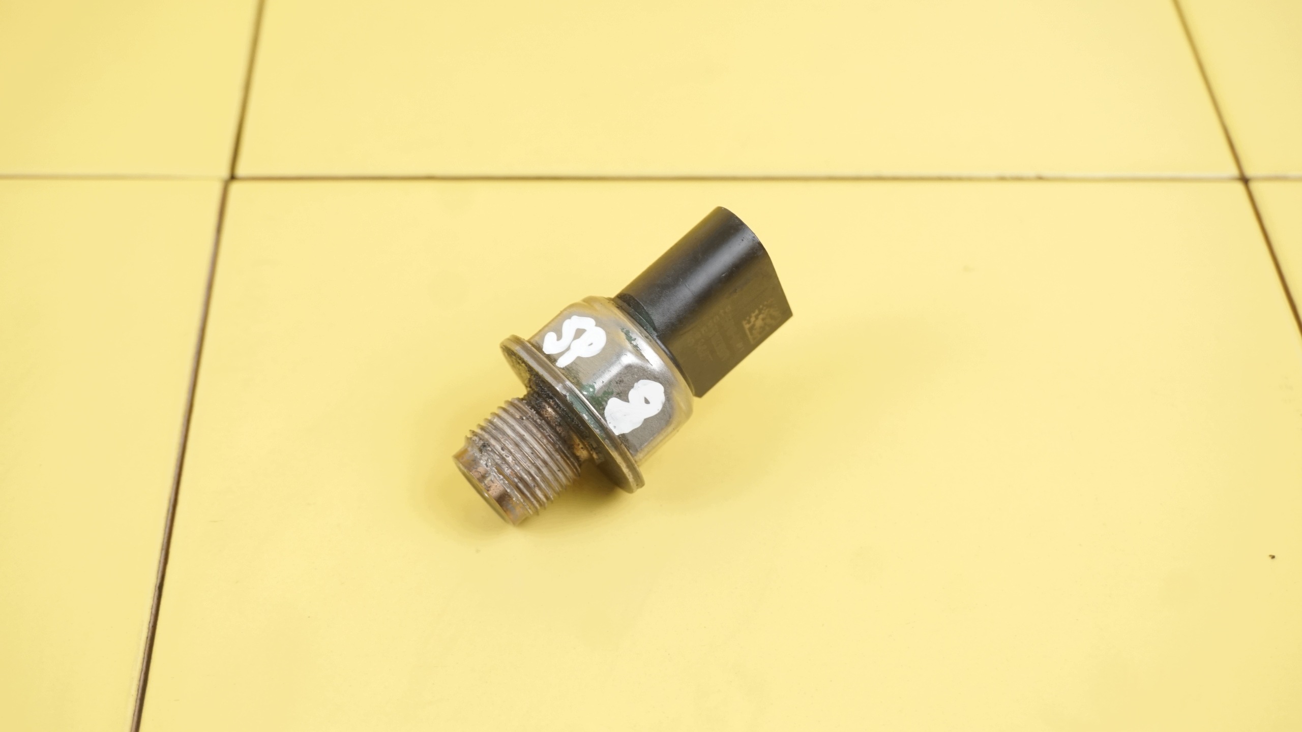 Sensor Pressão Combustível Ford Transit 5WS40755 image 2