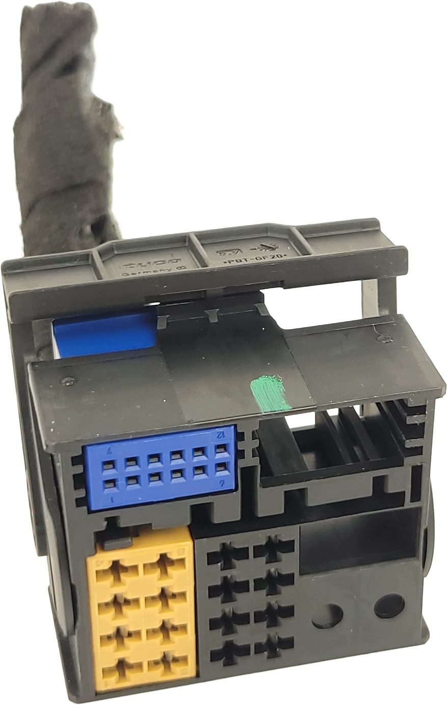 Conector Arnés Radio Tuner Audi A6 C6 Lift 3G High image 2