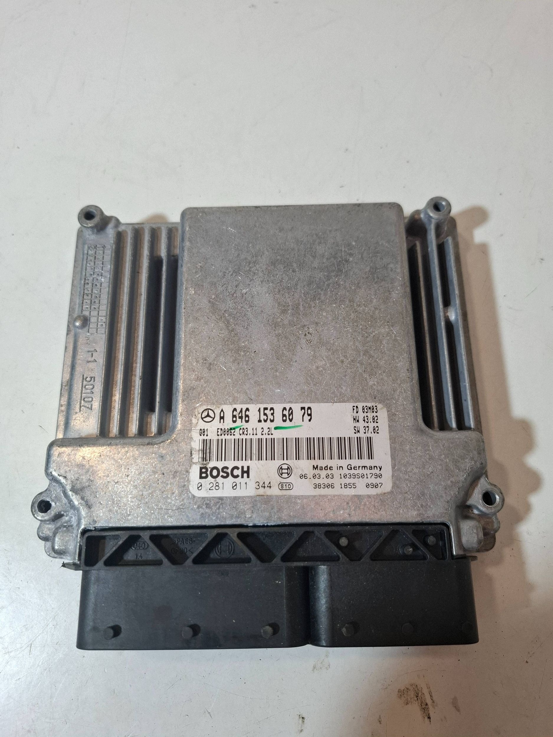 Mercedes W211 2.2 CDI Engine Computer ECU 0281011344 A6461536079
