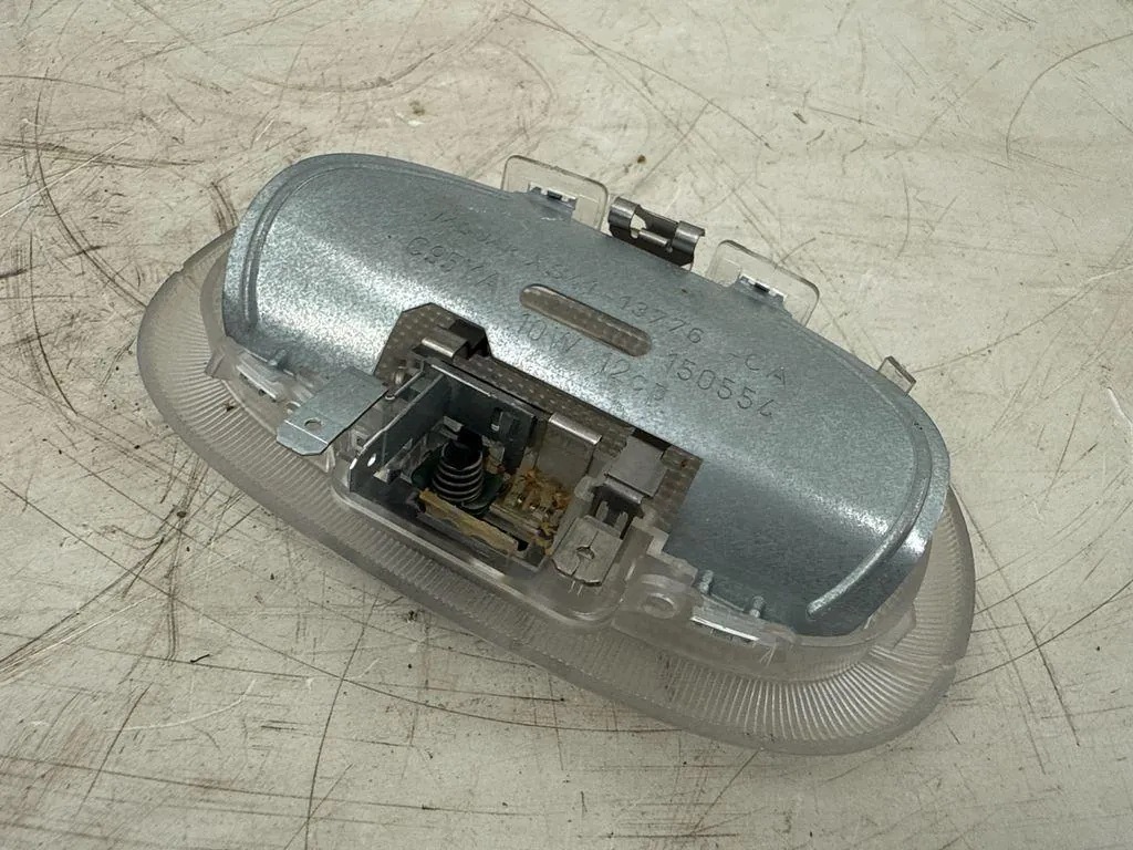 Interior Light Jaguar X-Type 150554 Used OEM image 3