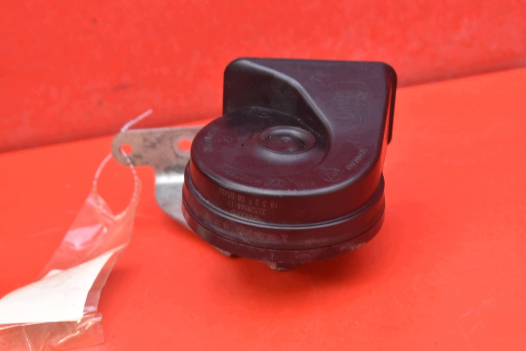 Claxon señal acústica derecha Volvo V60 II 32328568 image 7