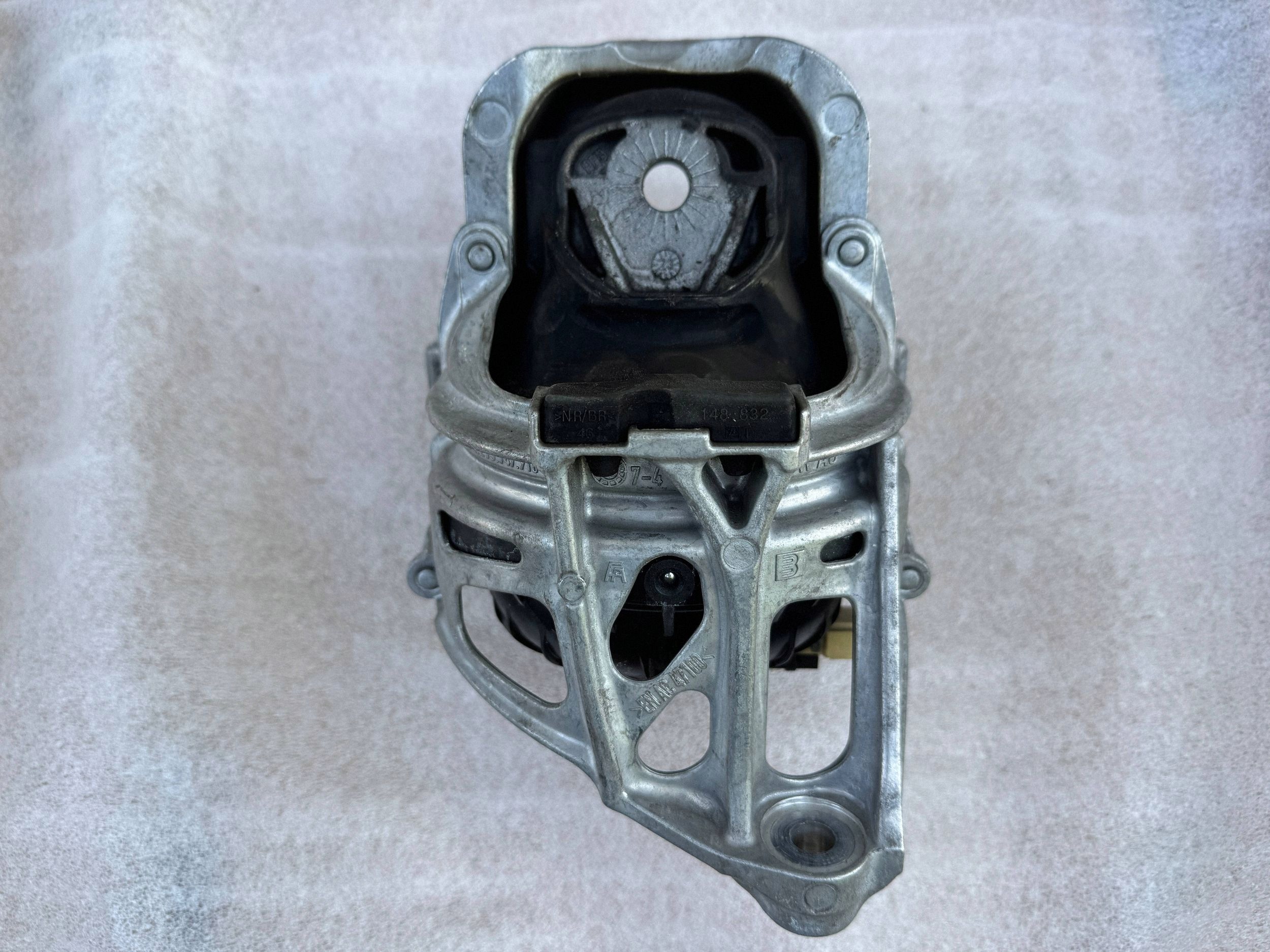 Suporte Motor Audi Q5 II 80A 2.0 TDI 4M0199371GD Esquerdo image 2