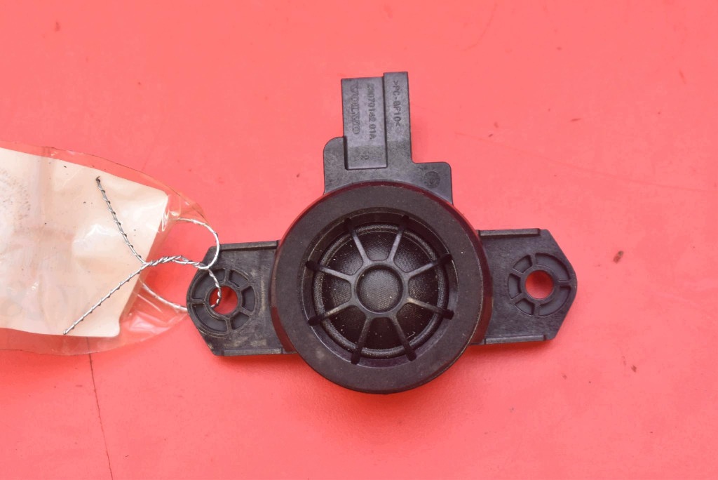 Hochtöner rechts hinten Volvo V60 II Lift 23- OEM 31489121 image 2