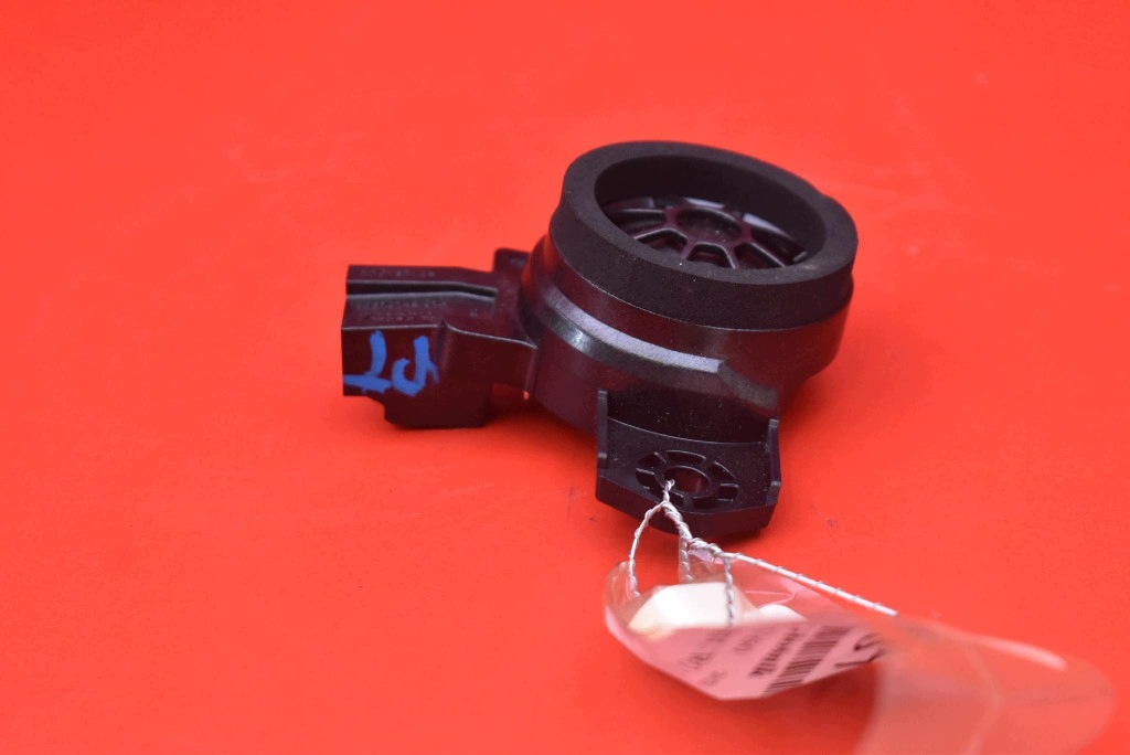 Hochtöner rechts hinten Volvo V60 II Lift 23- OEM 31489121 image 9