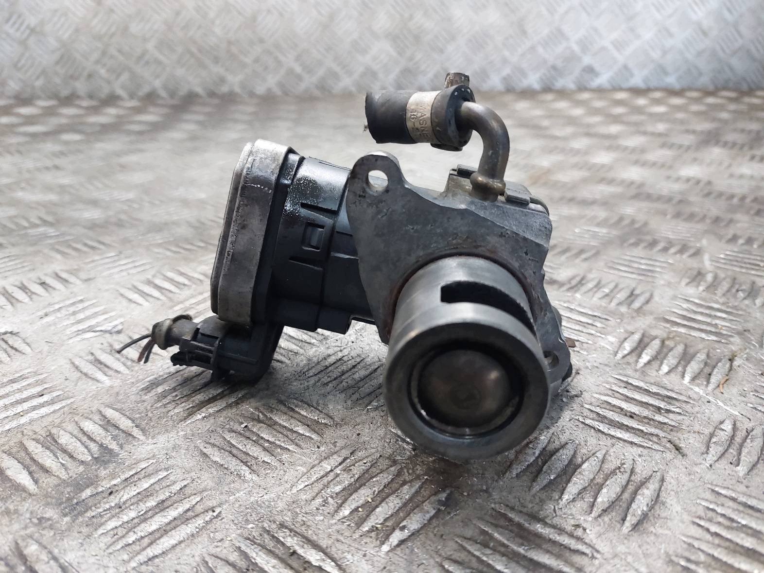 EGR-venttiili Opel Zafira A 2.0 DTI
