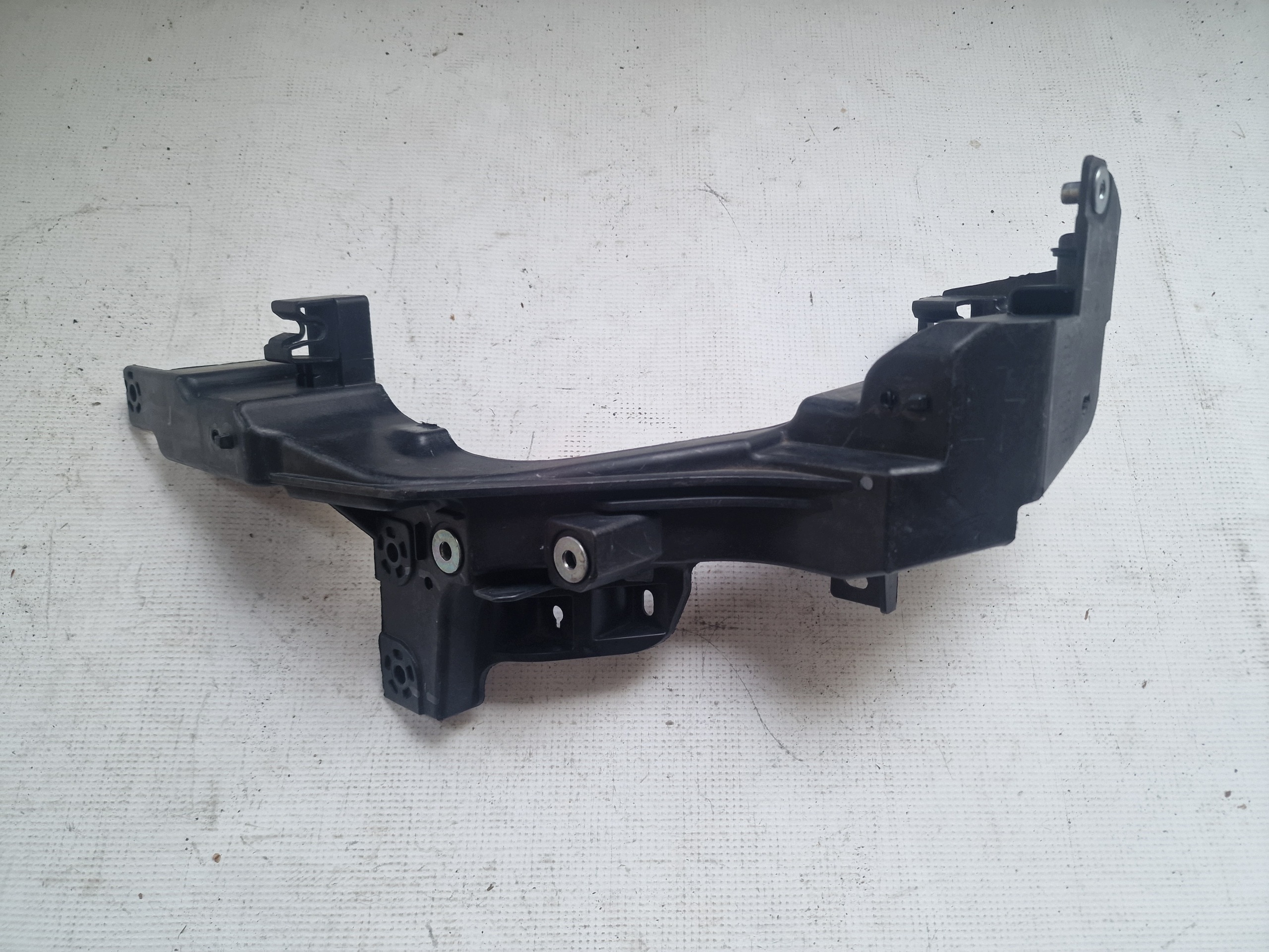 HYUNDAI i30 II 64156-A6000 Halterung Scheinwerfer links image 2