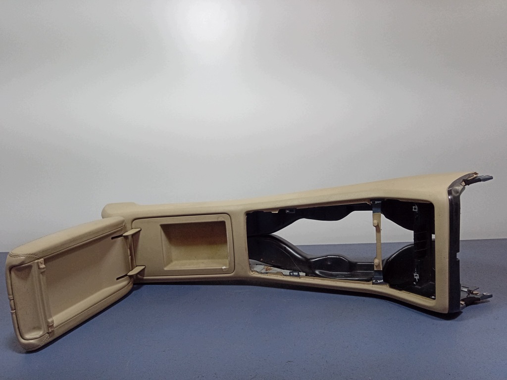 Audi A8 D3 Lift Tunnel Central Beige 4E0863241D image 6