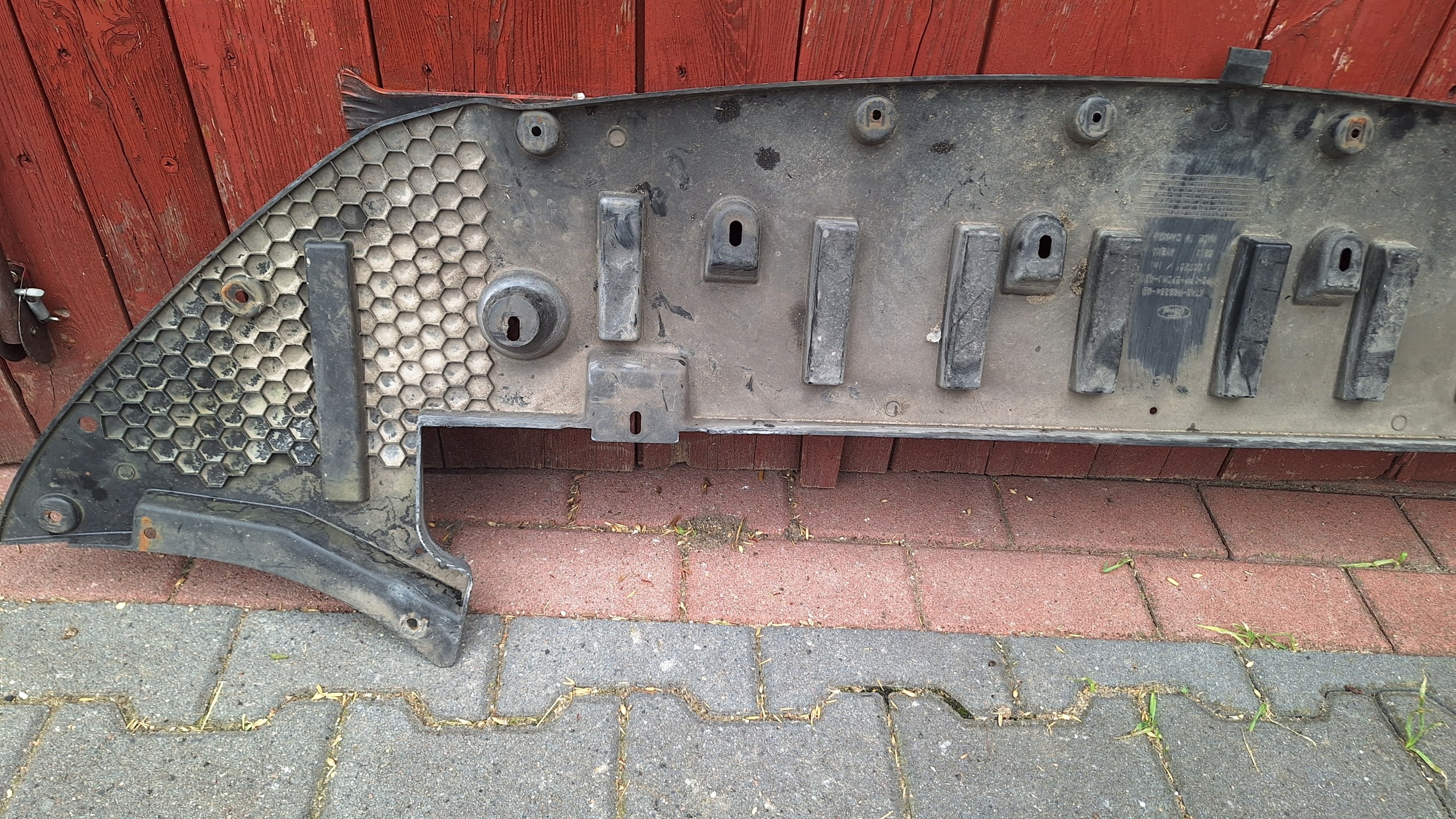 Ford Edge II, cache pare-chocs avant image 3