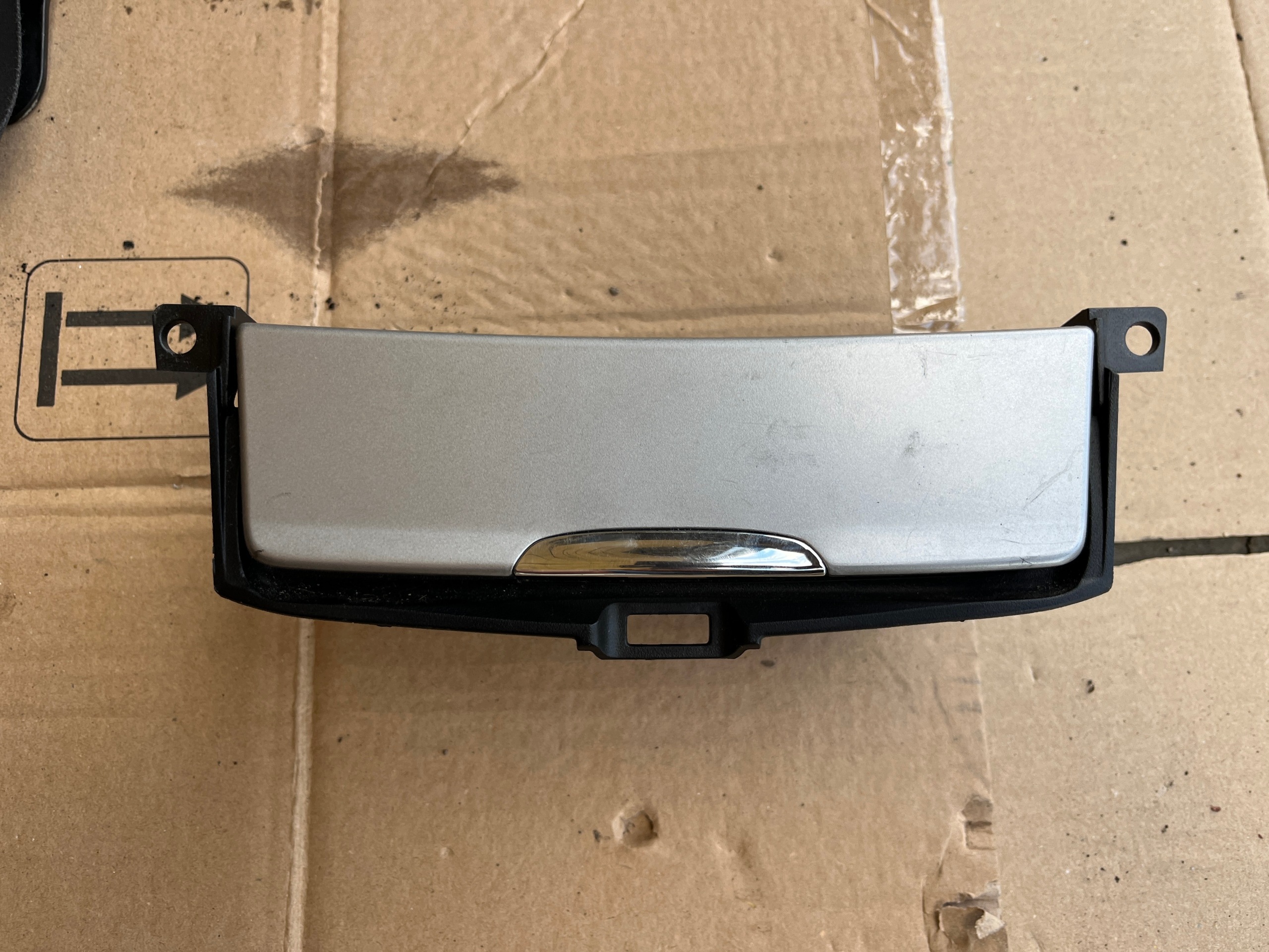 Askkopp Ford Mondeo MK4 2006-2010 image 2