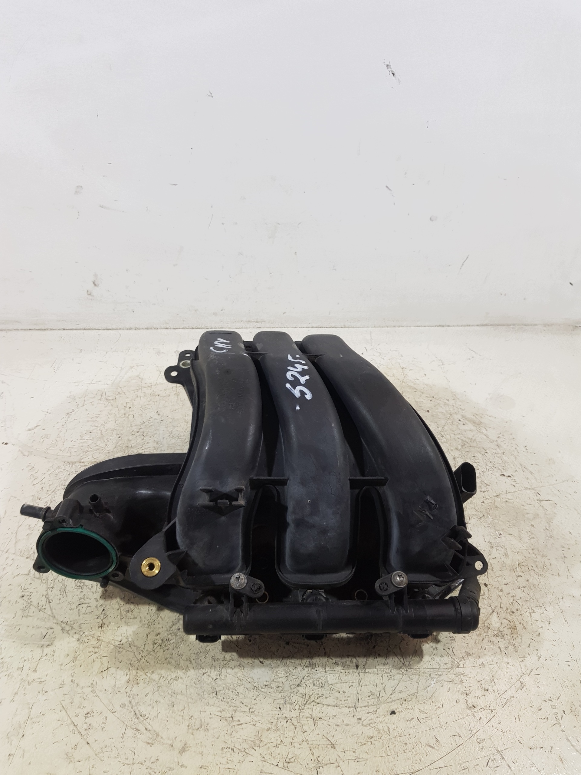 Ansaugkrümmer 04C133223G VW Polo VI 1.0 MPI image 3