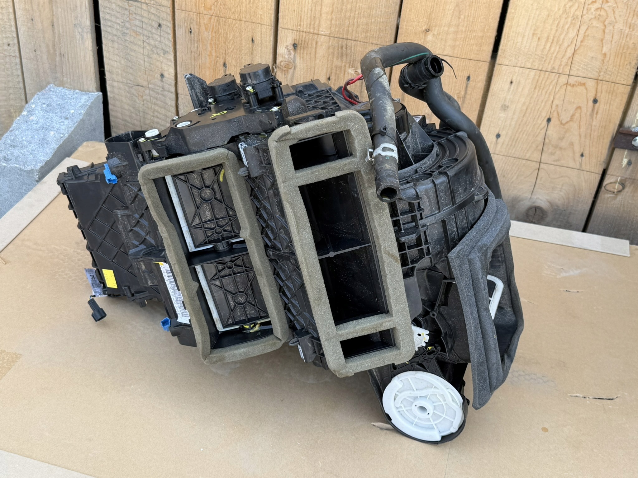 Puhallinmoottori Ford Focus MK3 F1F1-19B555-NC